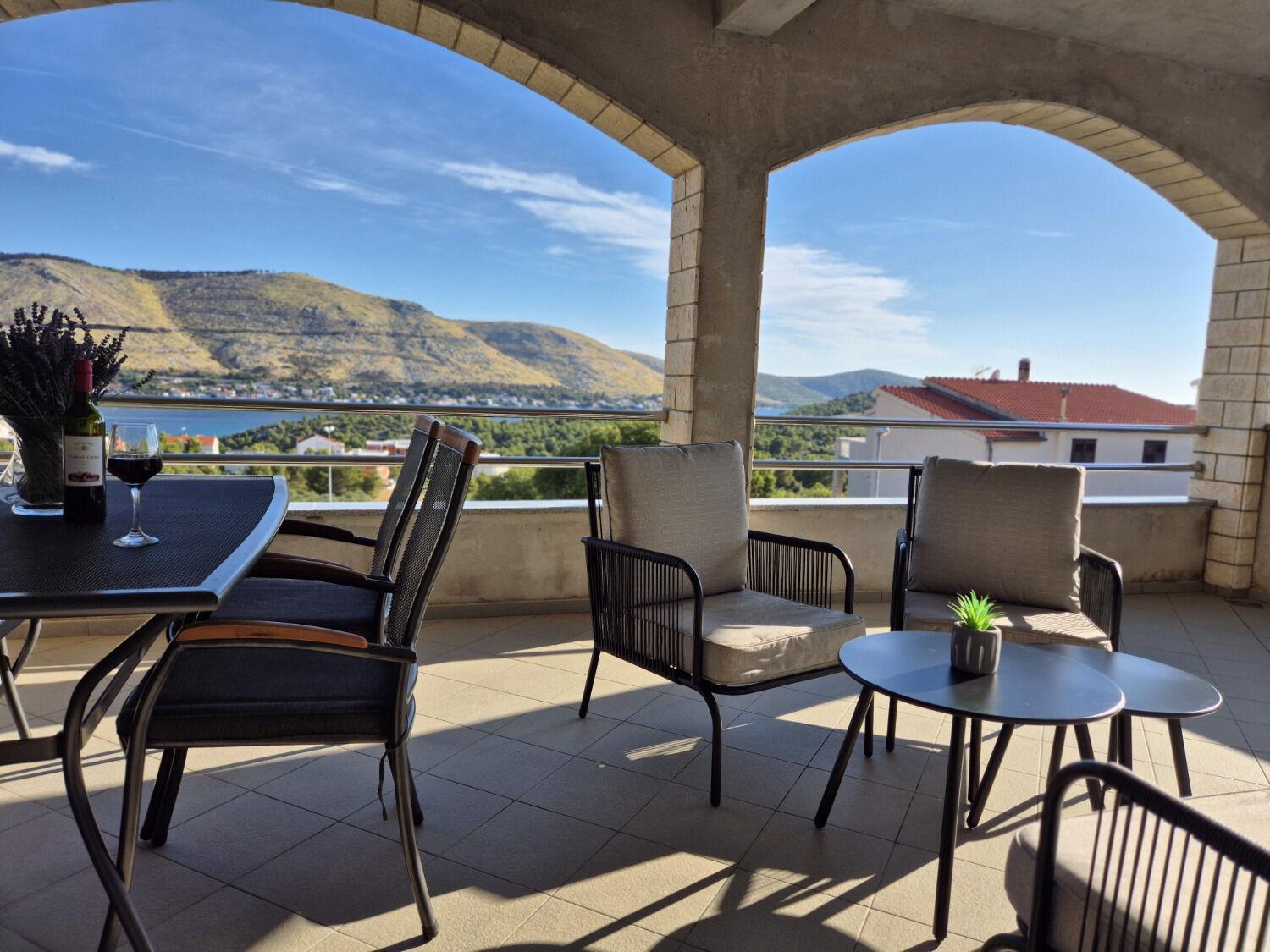 Apartments Josi - Parking And Barbecue Grebastica Exterior photo